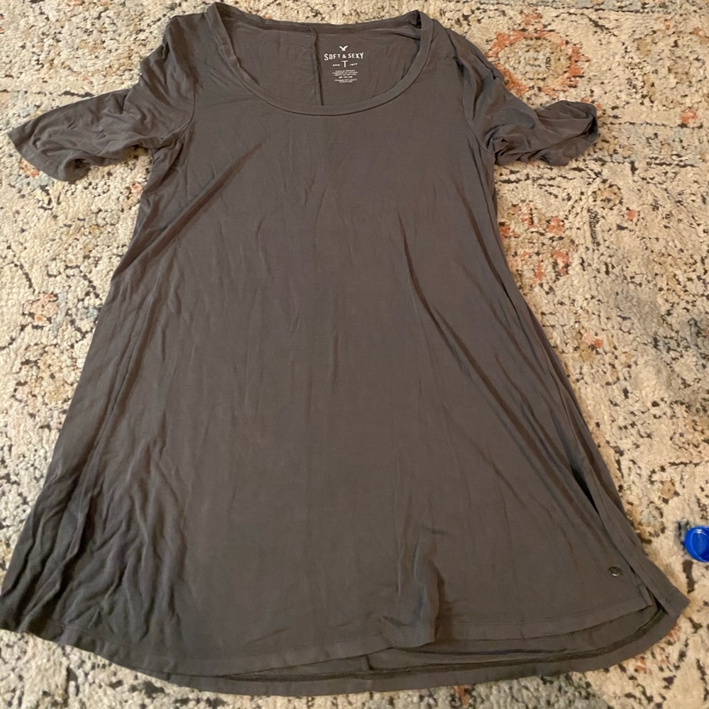 american eagle flowy top